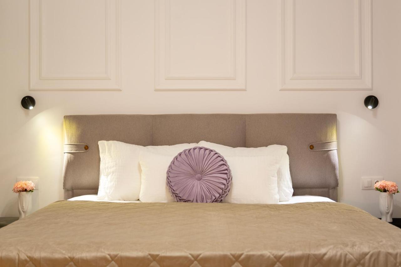 Glamorous Modern Apartment In The Hearth Of Budapest Bagian luar foto